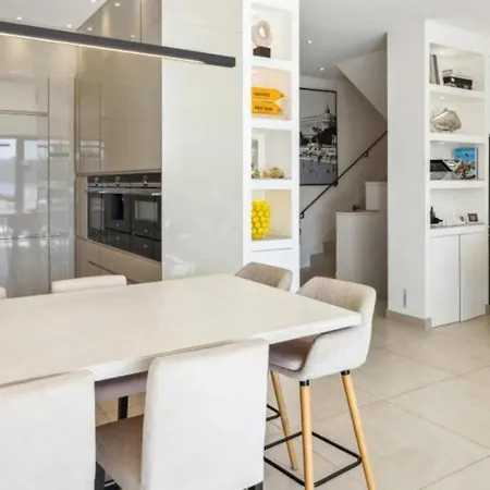 Villa Carona Amour' Cannes
